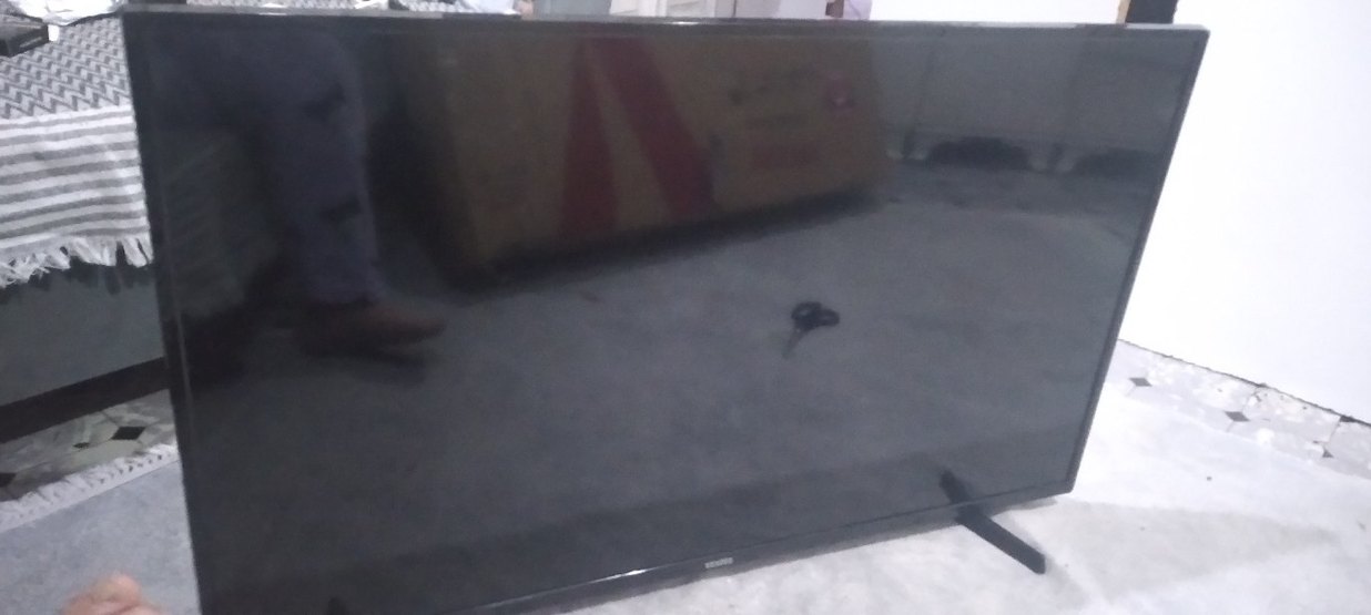 43 İnç 109 ekran QLED 4K Ultra HD Vestel Smart tv - Görsel 2