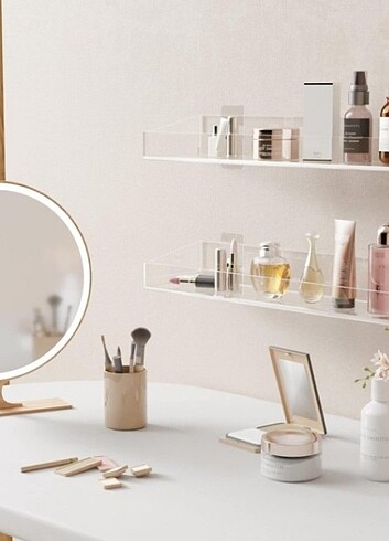 Şık ve Minimalist Tasarımlı Şeffaf Duvar Rafı