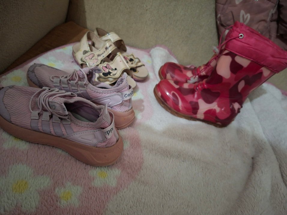 Bot kız çocuk - Görsel 3