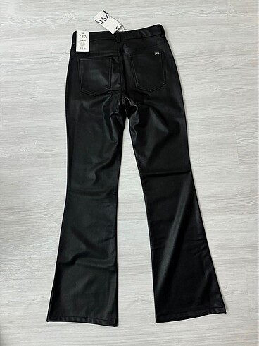 Zara ZARA DERİ PANTOLON