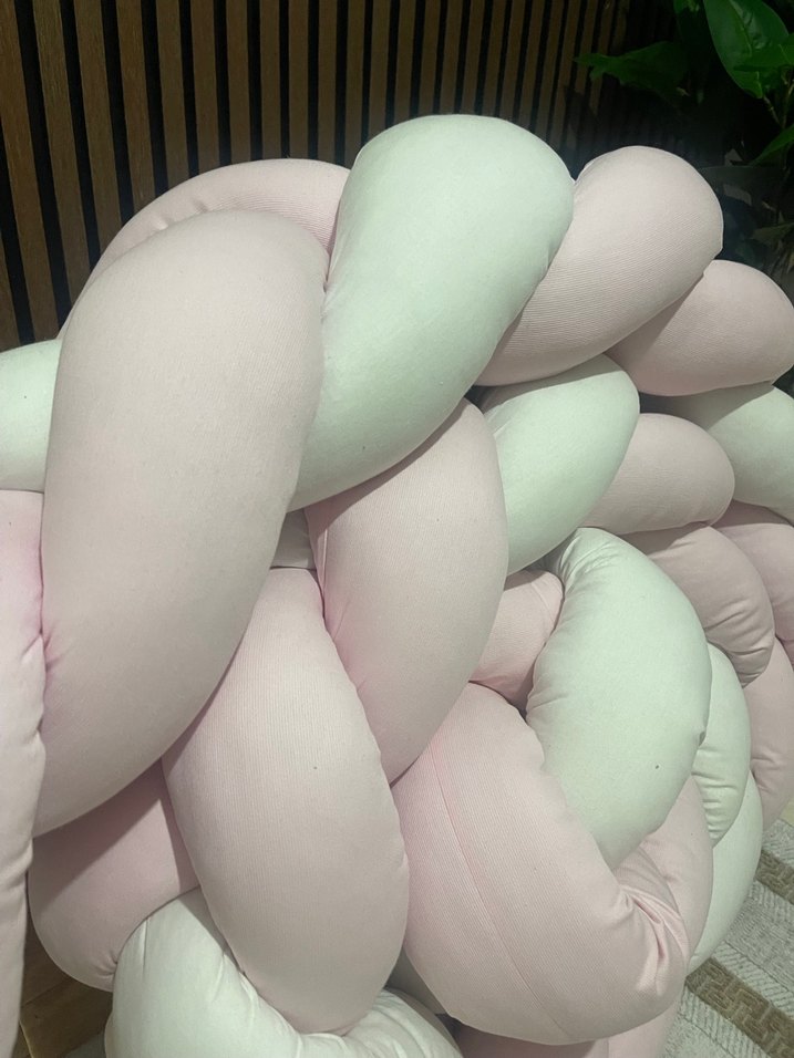 Pamuklu Pembe Beyaz Örgü Bebek Yatak Koruyucu - Görsel 2