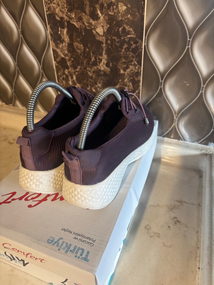 Mor Dolgu Topuklu Spor Ayakkabı - Görsel 5