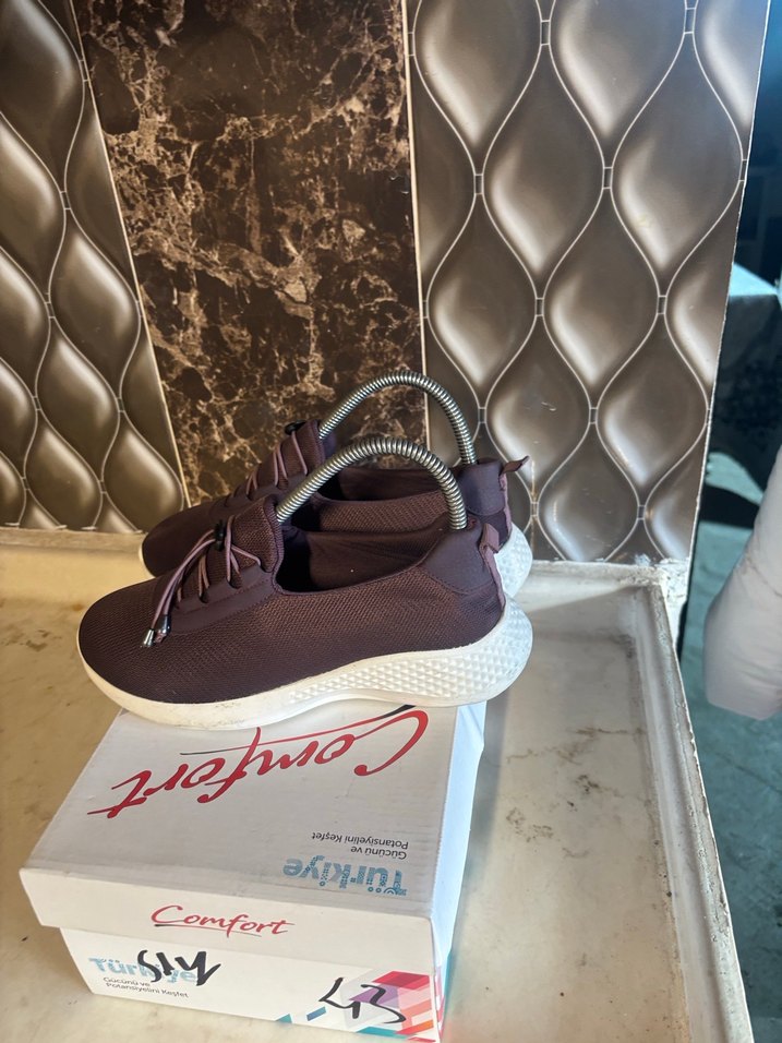 Mor Dolgu Topuklu Spor Ayakkabı - Görsel 2