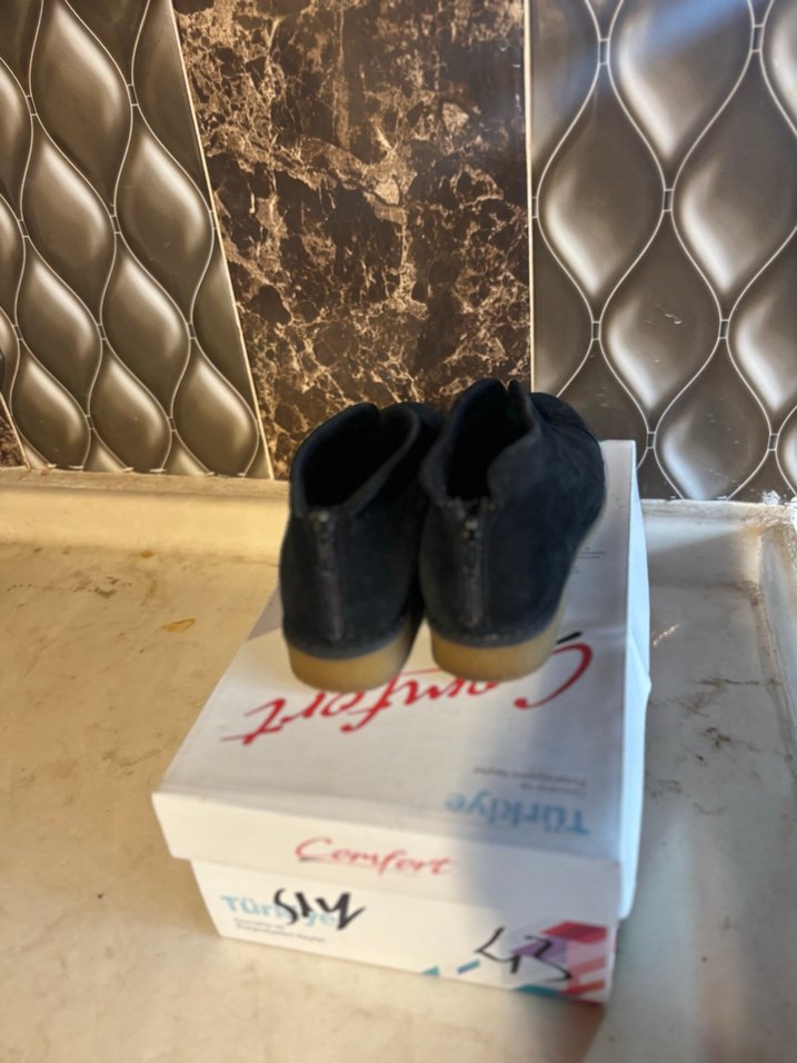 Siyah Süet Dolgu Topuklu Fermuarlı Kadın Bot - Görsel 4