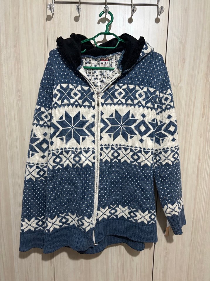 Kapüşonlu Mavi Örgü Hırka - Görsel 2