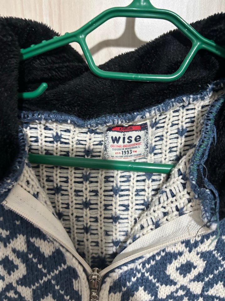 Kapüşonlu Mavi Örgü Hırka - Görsel 3