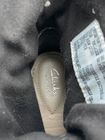 39 Beden çeşitli Renk Clarks Bot %70 İndirimli.