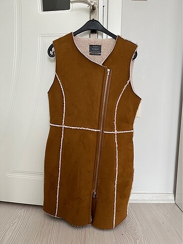 Bershka kolsu mont