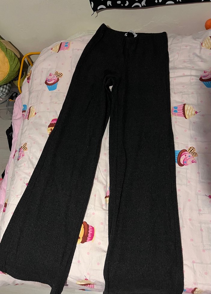 Bershka kazak ve Eşofman Takımı - Görsel 3