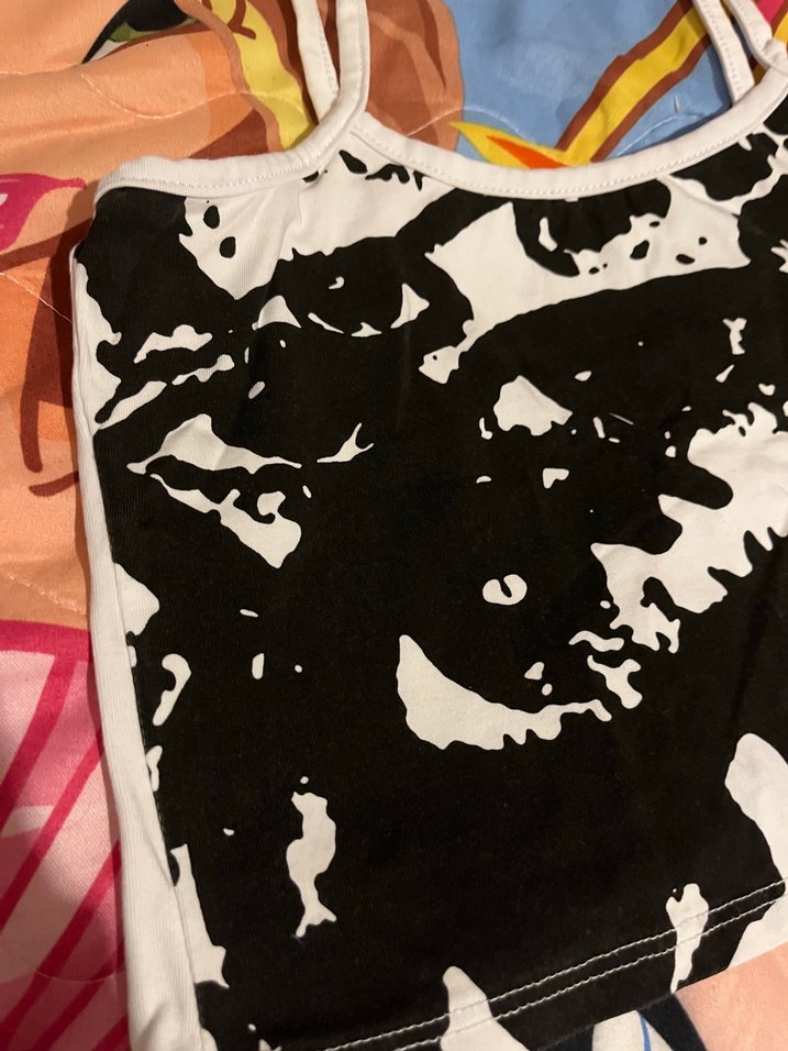 Siyah Beyaz Desenli Mini Askılı Kadın Crop - Görsel 2