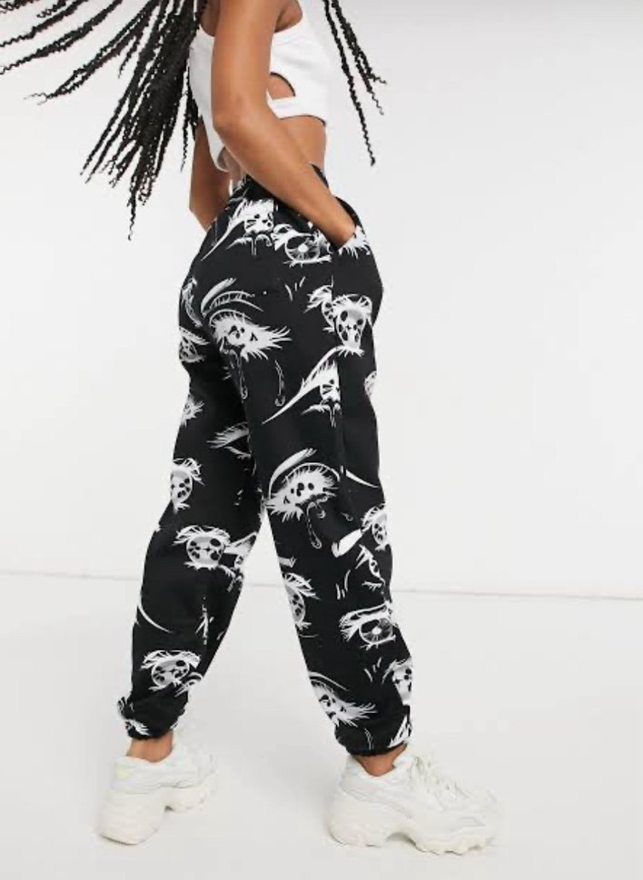 Billie Eilish x Bershka Eşofman - Görsel 5