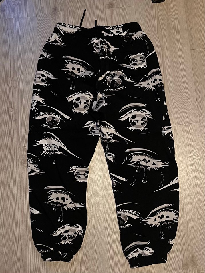 Billie Eilish x Bershka Eşofman - Görsel 2