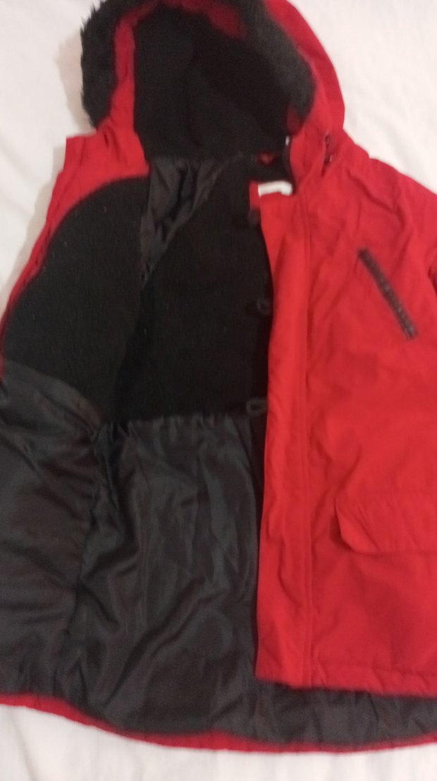 Kırmızı Erkek Çocuk Düğmeli Kaban - Görsel 3