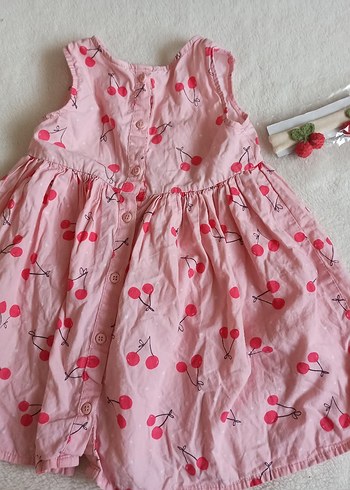 Düğmeli Pembe Kolsuz Kız Elbisesi