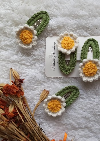 Örgü Çiçekli Çocuk Toka Seti - Görsel 3