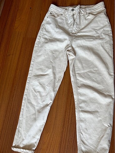 Beyaz krem jean pantolon
