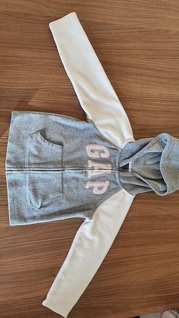 5 Yaş Beden Original GAP kapüşonlu ceket 