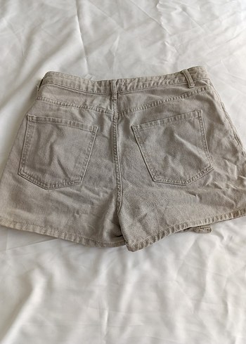 Bej Rahat Kesim Mini Kot Şort