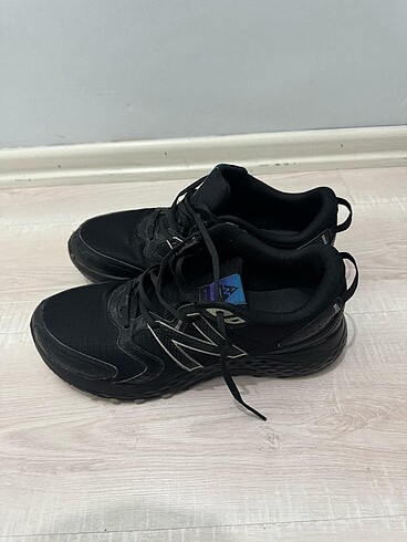 45 Beden New Balance Erkek Ayakkabı