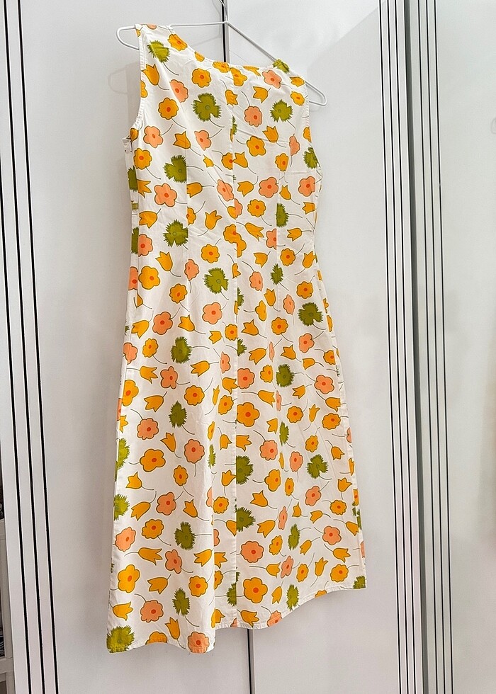 Çiçek Desenli İnci Yaka Detaylı Elbise - Görsel 4