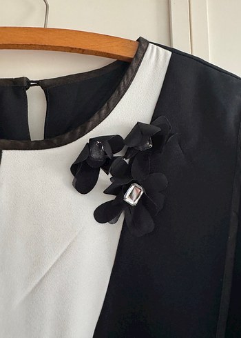 48 Beden çeşitli Renk Drape Detaylı Siyah Beyaz Kadın Abiye Tunik