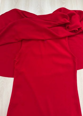 Zara Kısa Kırmızı Pelerin Elbise - Görsel 8