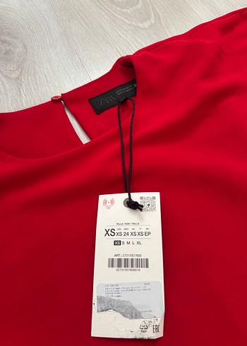 Kırmızı Pelerin Kısa Zara  Elbise - Görsel 8