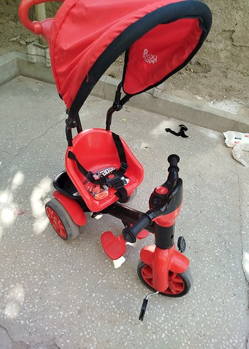 Diğer Kırmızı Çocuk Üç Tekerlekli Bisiklet
