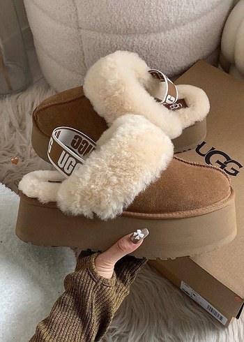 UGG Funkette Chestnut | Gardrops