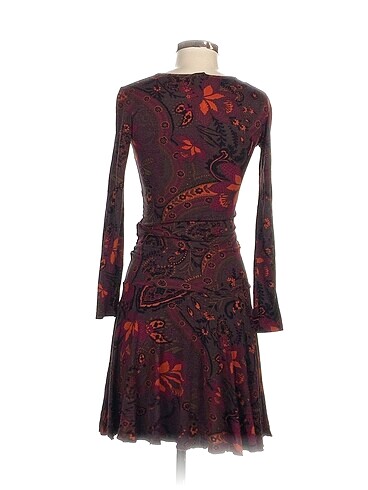 m Beden Vintage Love Kısa Elbise %70 İndirimli.