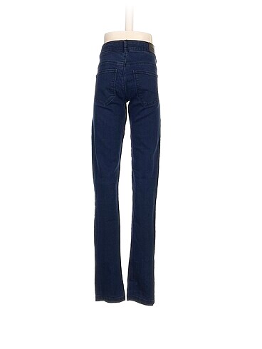 34 Beden Bershka Jean / Kot %70 İndirimli.