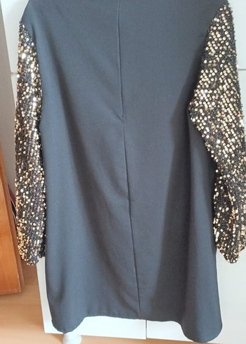 Pullu Uzun Kollu Siyah Tunik - Görsel 2