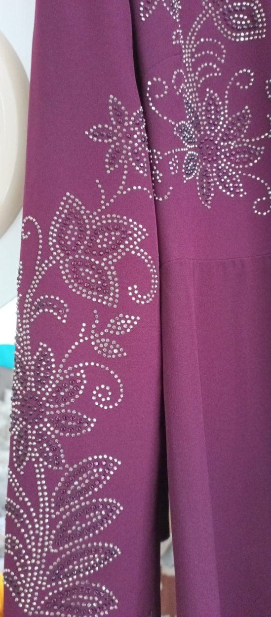 mürdüm rengi işlemeli Uzun Kadın Elbise - Görsel 2