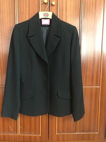 Siyah 3 Düğmeli Blazer