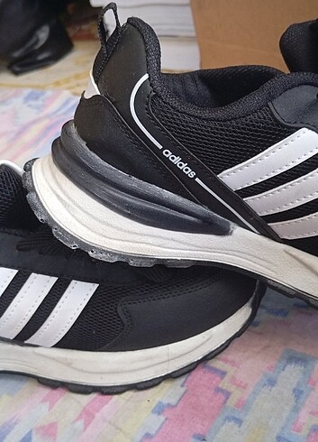Adidas Spor ayakkabı 