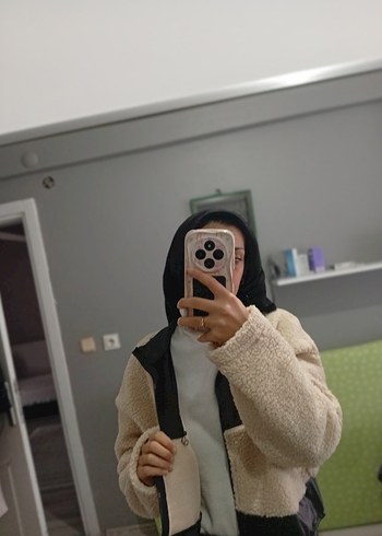 Cep Detaylı Bej Peluş Kadın Ceket - Görsel 4