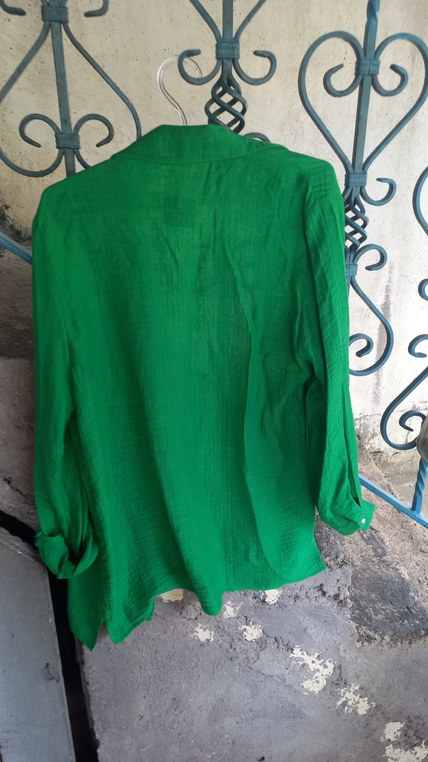 Düğmeli Yeşil Keten Uzun Kollu Gömlek - Görsel 2