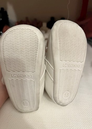 Beyaz Dantel Detaylı Kız Bebek İlk Adım Ayakkabısı - Görsel 4