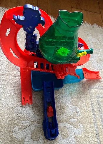 HOTWHEELS ÇILGIN LABORATUVAR OYUN SETİ - Görsel 4