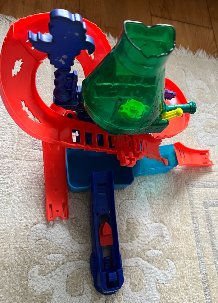 HOTWHEELS ÇILGIN LABORATUVAR OYUN SETİ - Görsel 4