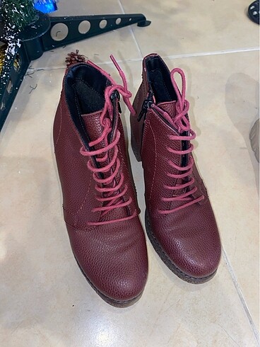 Bordo sezon rengi yeni bot