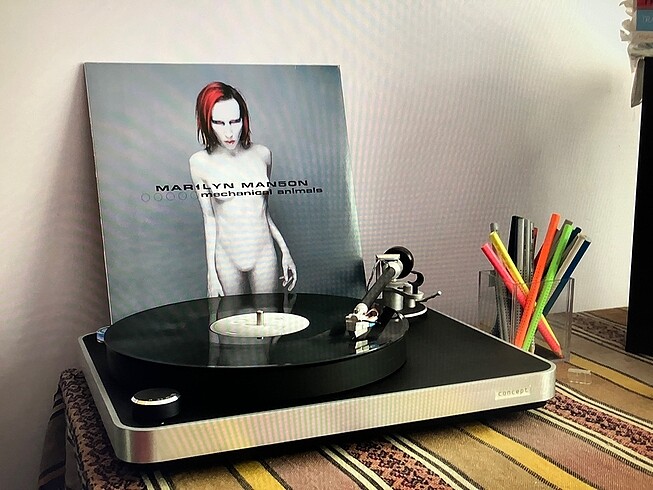 Marilyn Manson - Mechanical Animals