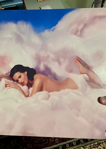 Katy Perry - Teenage Dream