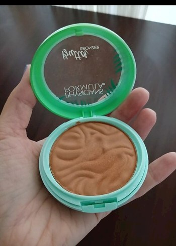 Physicians Formula Parlatıcı Bej Allık sadece denendi