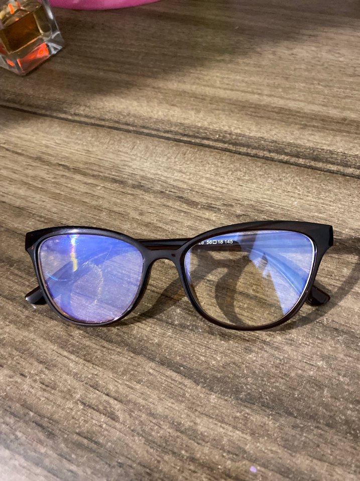 Kahverengi Şeffaf Kadın Gözlüğü - Görsel 2