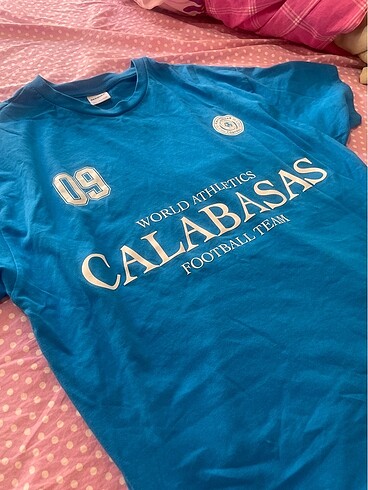 Bershka tshirt