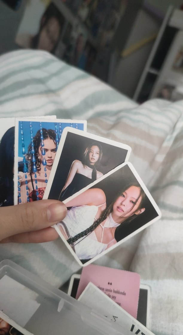 12 adet karışık kpop freebieleri - Görsel 3