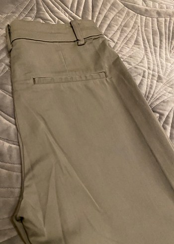 H&M Açık Yeşil Kadın Kumaş Pantolon - Görsel 3