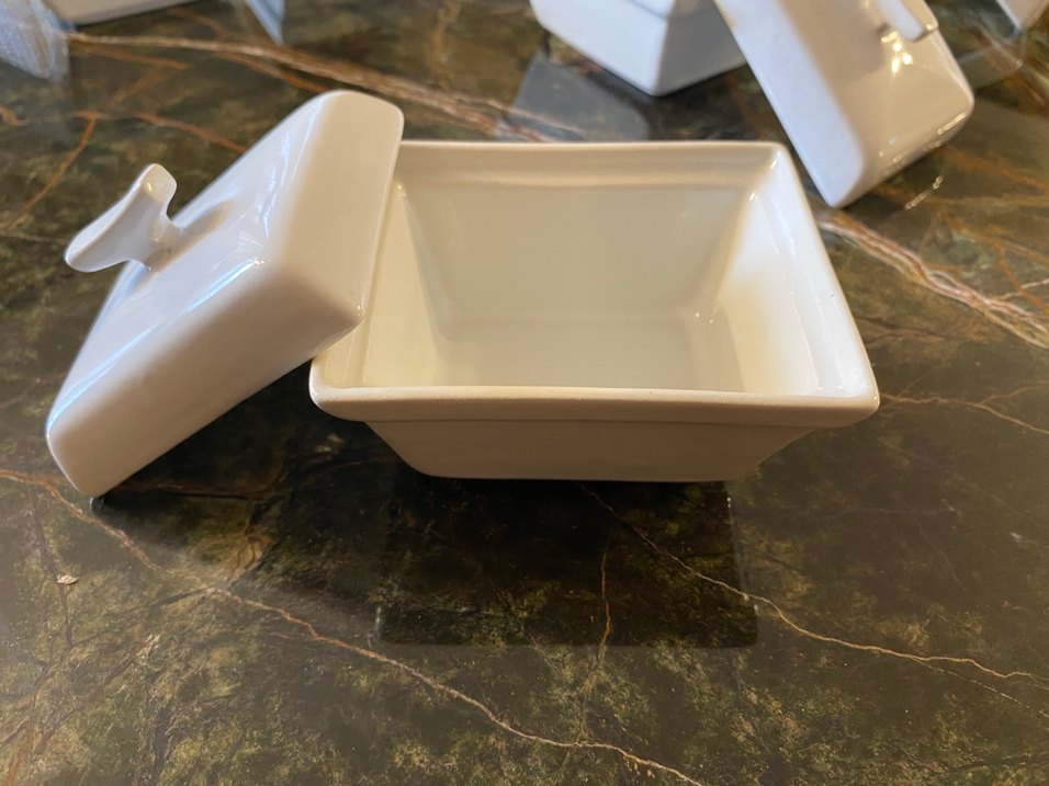 Beyaz Kapaklı Seramik Saklama Kabı - Görsel 3