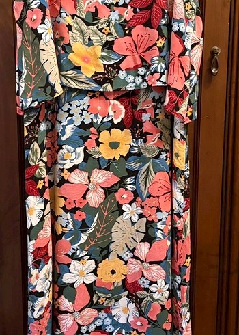 Çiçek Desenli Uzun Elbise - Görsel 3